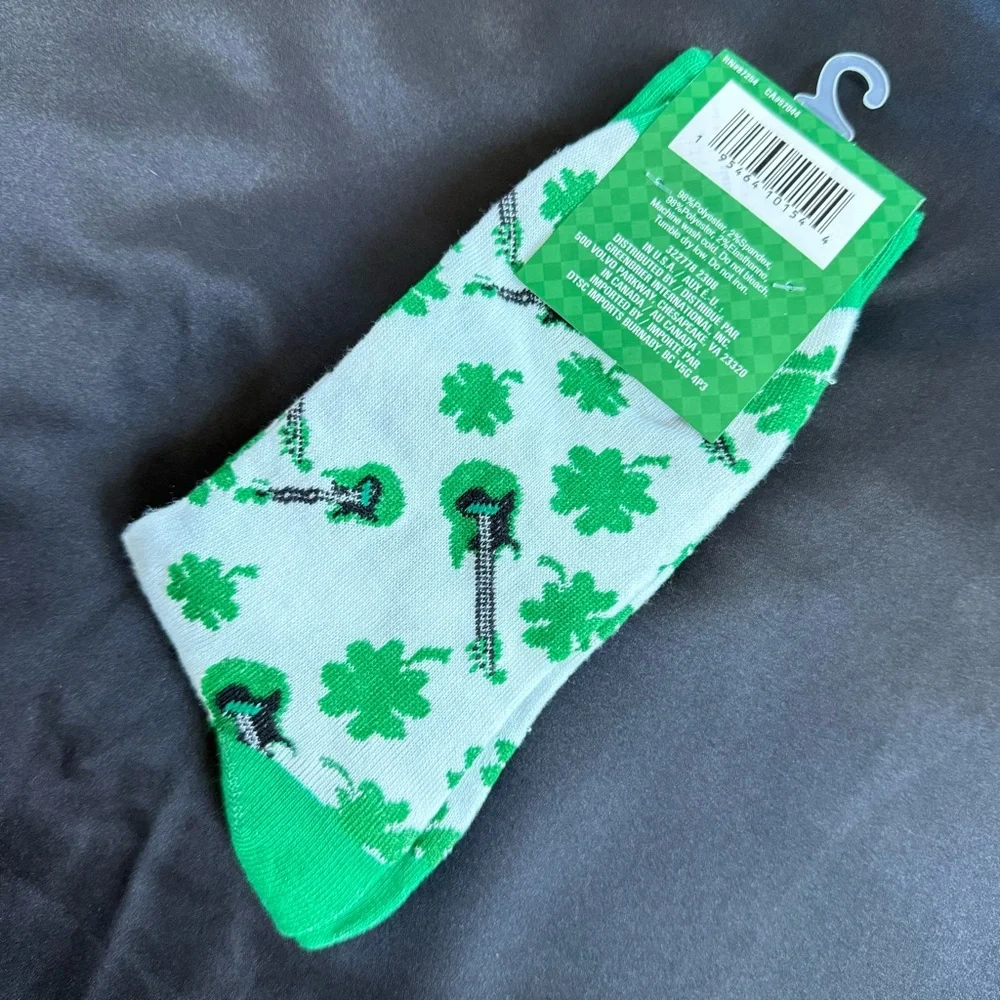 St. Patrick Shamrock & Roll Casual Socks - Green and White‎